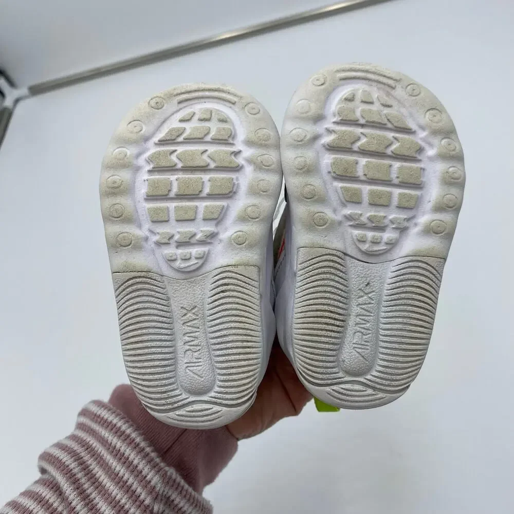 Nike Toddler White Air Max Bolt Sneakers Size 4C CW1629-103
